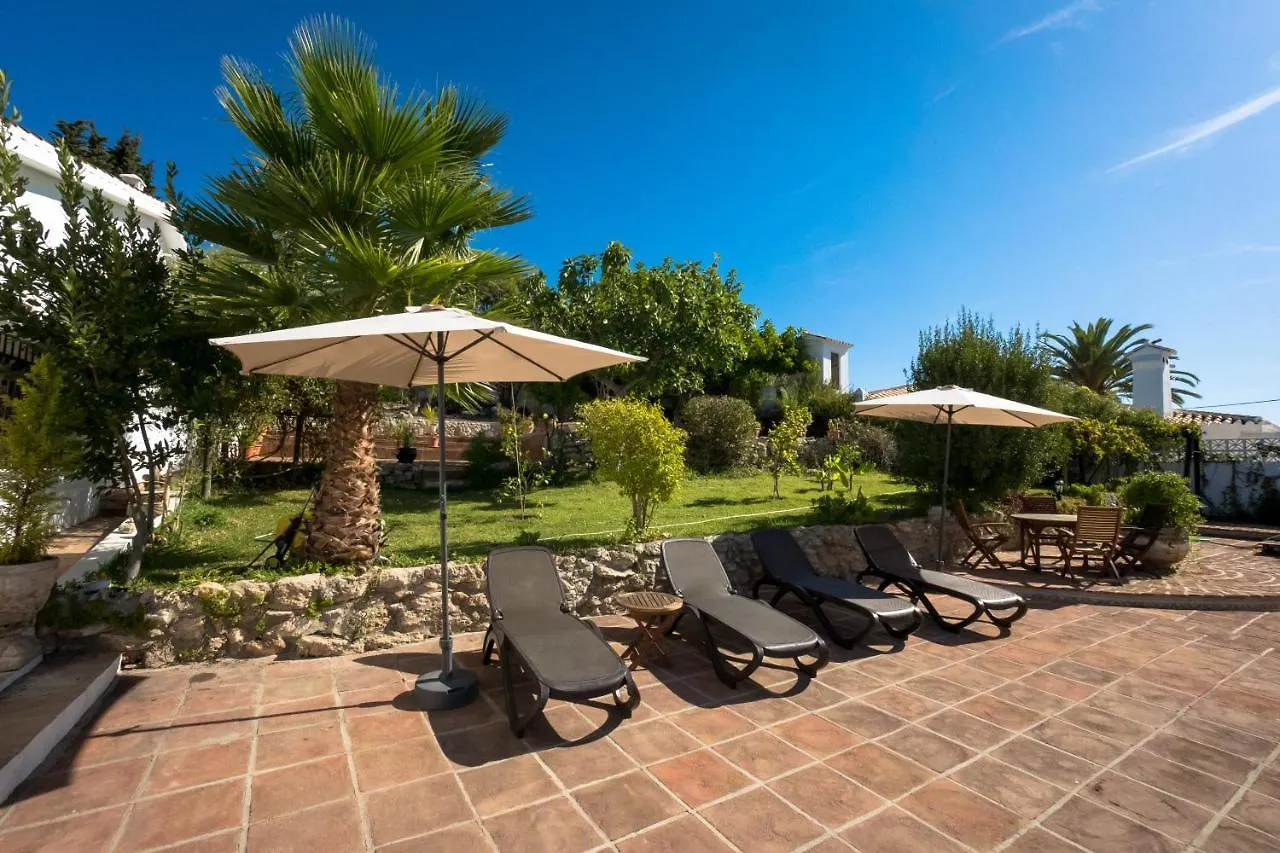 Private Heated Pool, Jacuzzi & 1225M2 Garden In Villa Cipreses Frigiliana