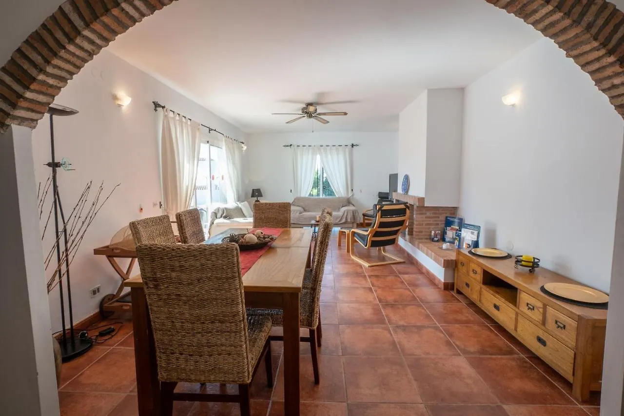 Private Heated Pool, Jacuzzi & 1225M2 Garden In Villa Cipreses Frigiliana