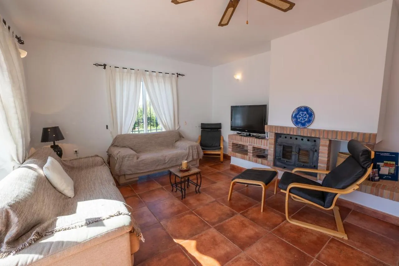 Private Heated Pool, Jacuzzi & 1225M2 Garden In Villa Cipreses Frigiliana Spain