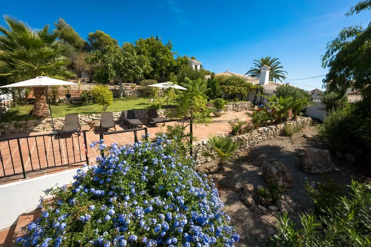 Private Heated Pool, Jacuzzi & 1225M2 Garden In Villa Cipreses Frigiliana
