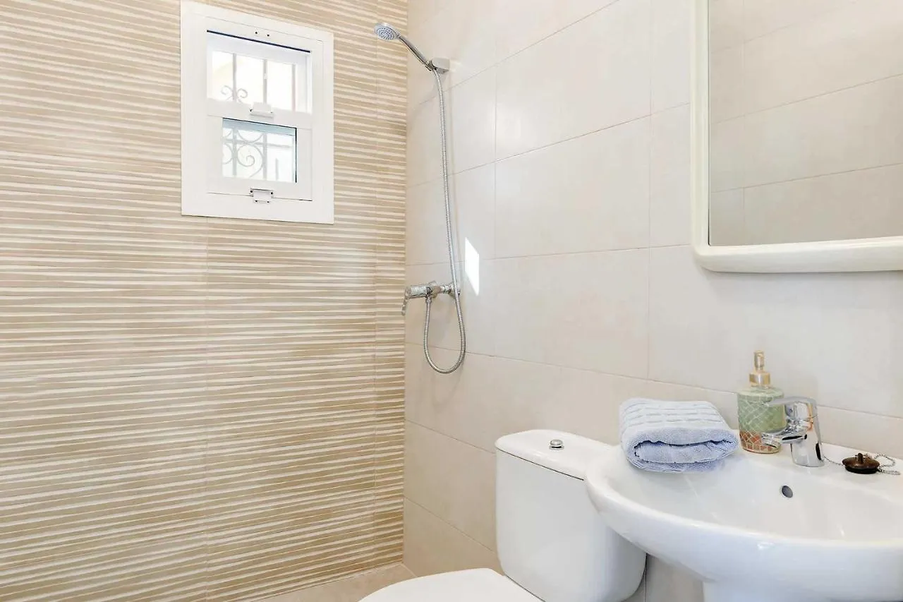 Private Heated Pool, Jacuzzi & 1225M2 Garden In Villa Cipreses Frigiliana